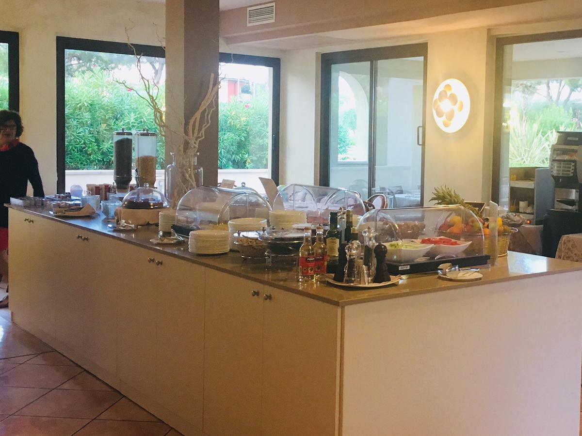 Hotel Porto Azzurro Sirmione Esterno foto